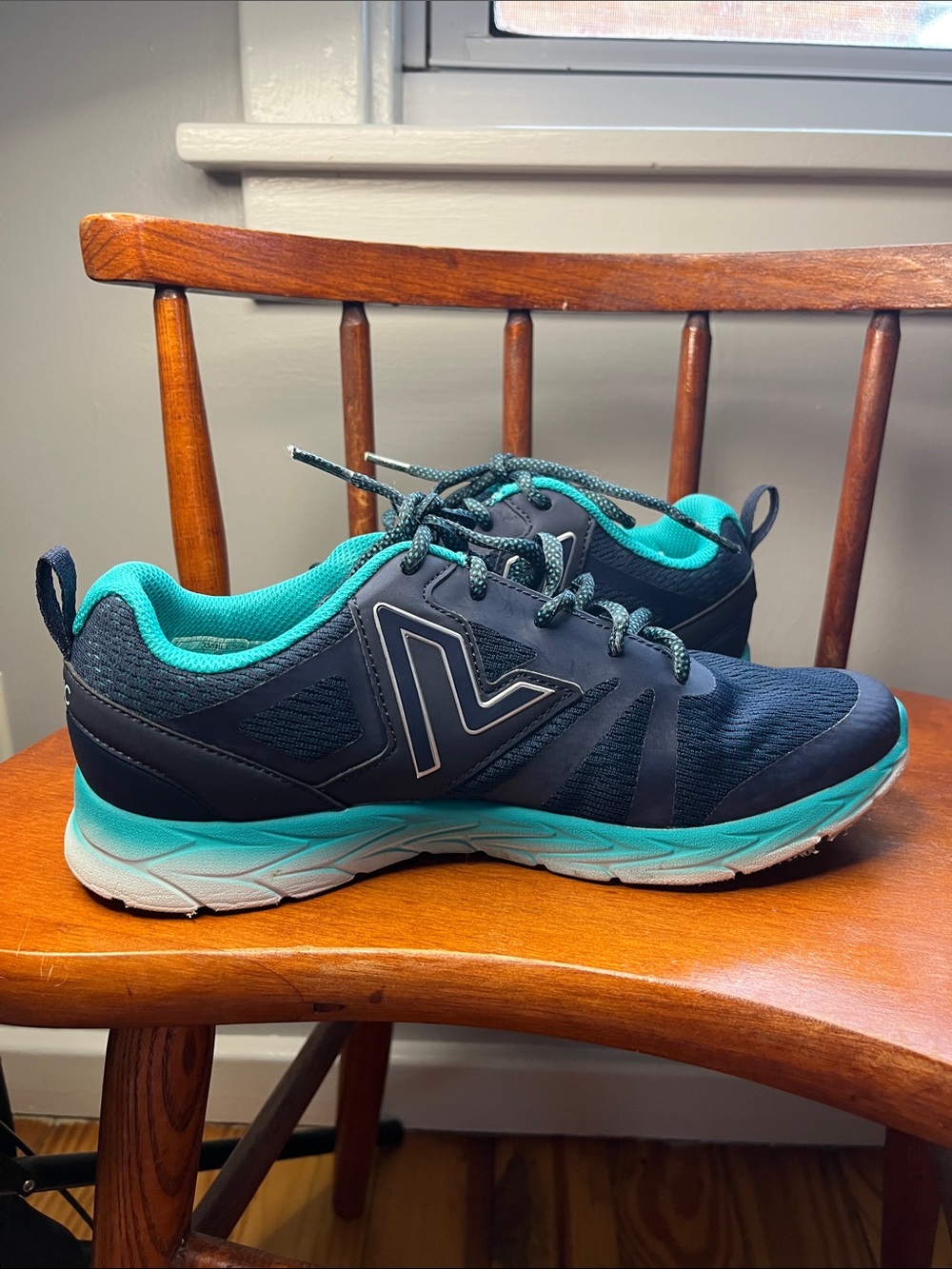 VIONIC Brisk Miles Women’s Sneakers Blue Teal Ombre Athletic Walking Shoes 8.5 - Picture 5 of 11
